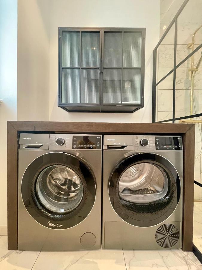 Beautiful 3 Bedroom Flat Next To The Marble Church * København