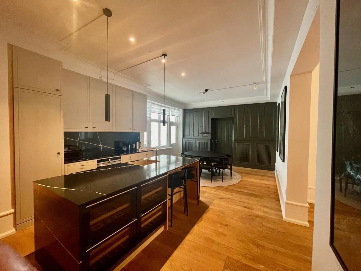 Beautiful 3 Bedroom Flat Next To The Marble Church * København